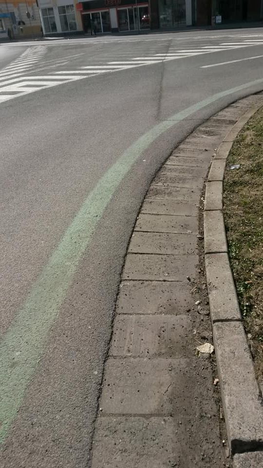 Najhoršie príklady riešenia cyklistickej dopravy na Slovensku